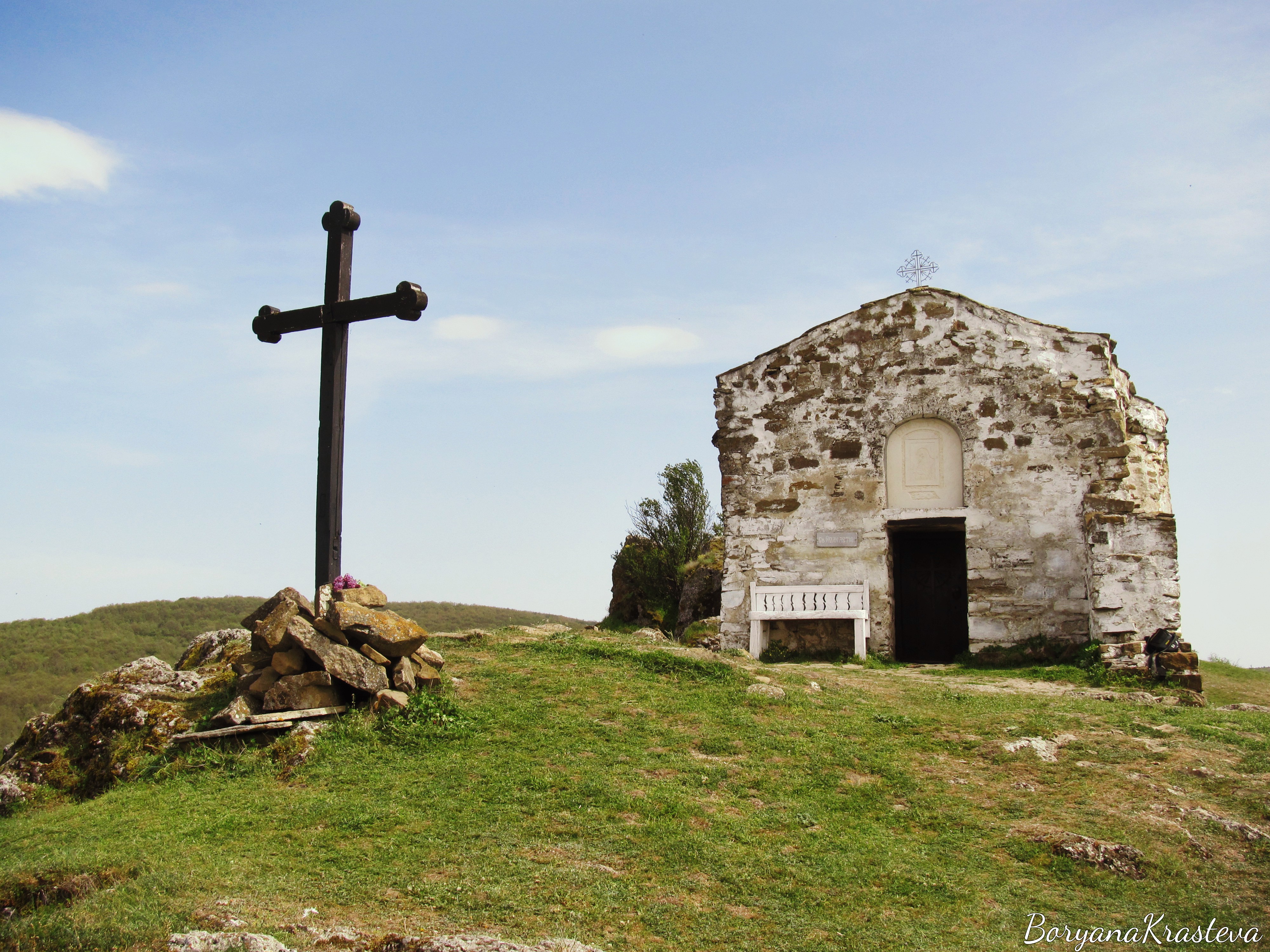 Пчелина, Лобош, параклис, Свети Йоан Летни, Поцърненци, язовир