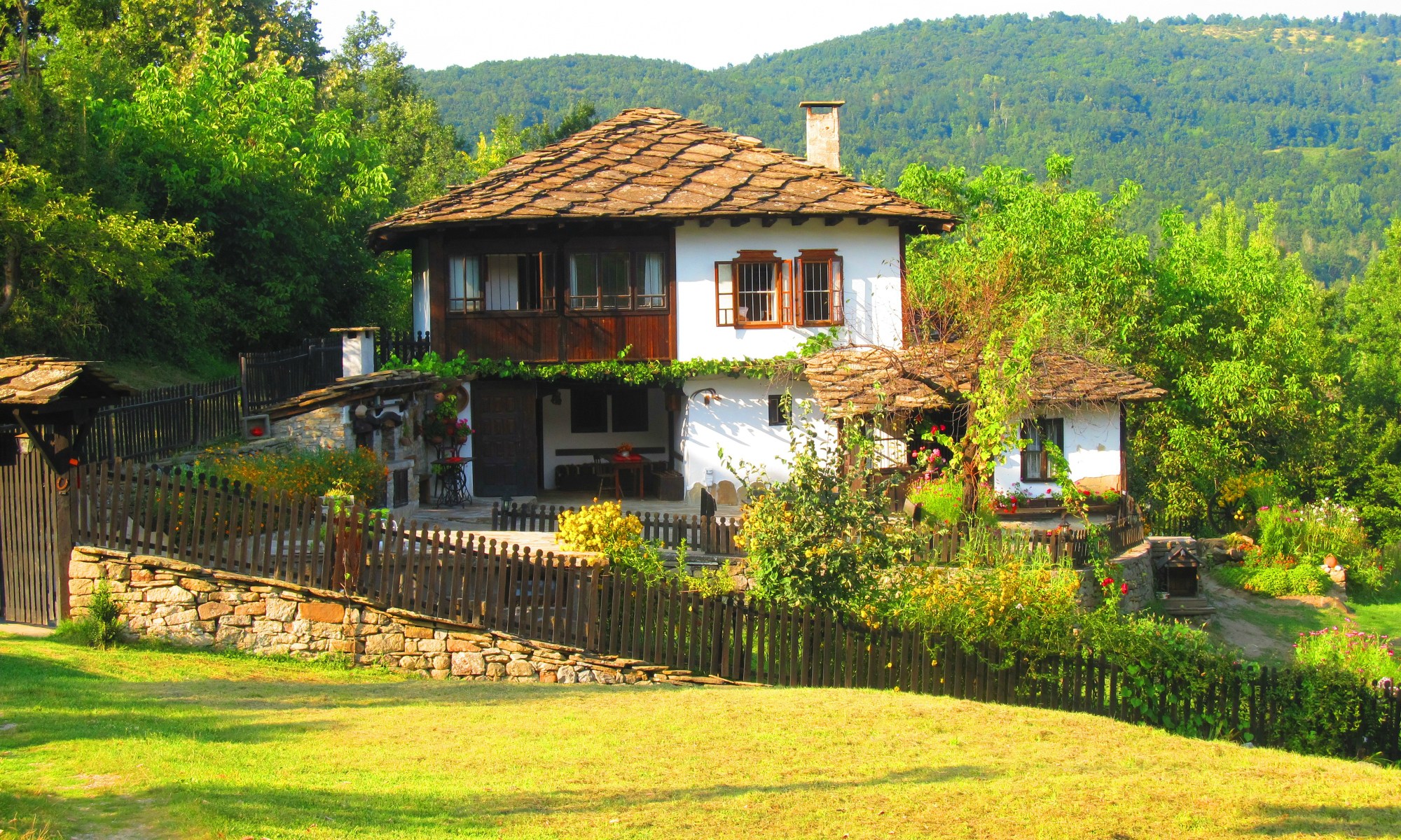 Боженци, село