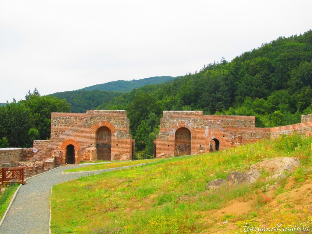Костенски водопад, Скаловитец и крепостта Траянови врата за един&nbsp;ден!
