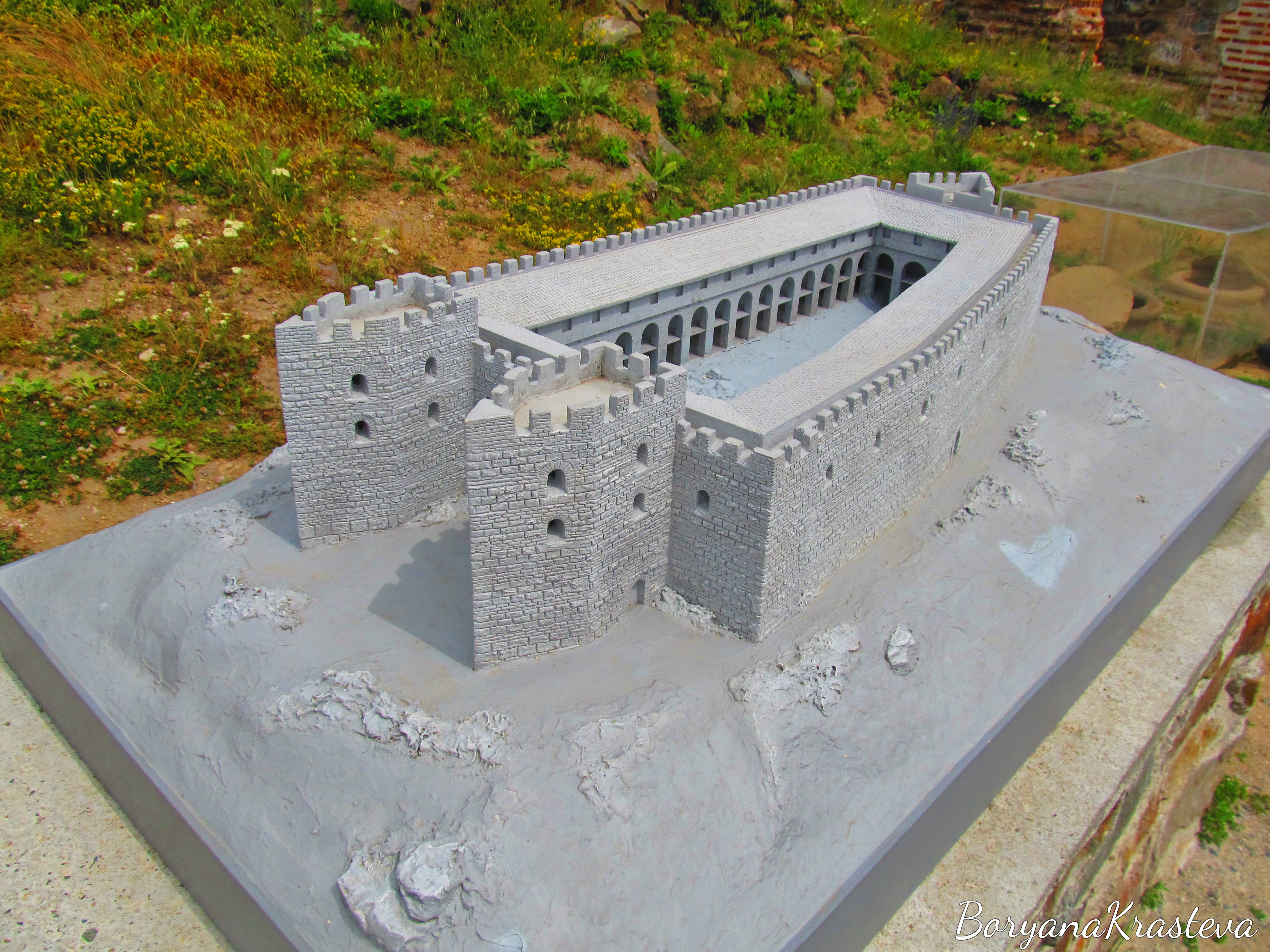 trayanovi, vrata, krepost, maket